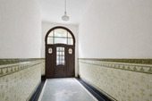 HAUSEINGANG - 