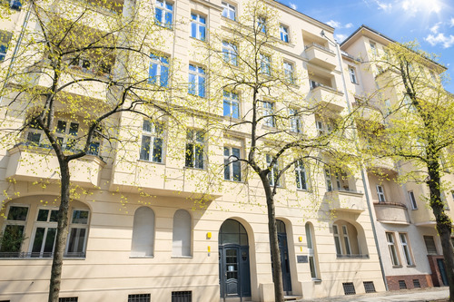 VORDERE HAUSANSICHT - STILVOLL WOHNEN - WERTSTABIL INVESTIEREN in direkter Nähe zum Kurfüstendamm