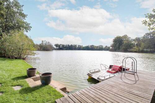 Seeblick - 2 Zimmer Mehrfamilienhaus, Wohnhaus in Moers