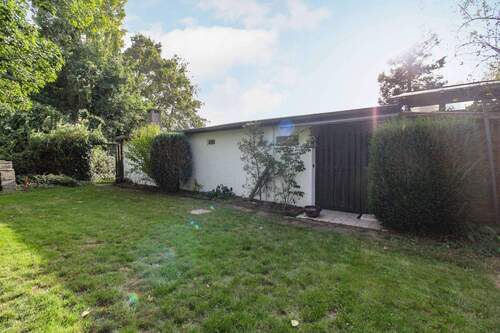 Vorderansicht - Mehrfamilienhaus, Wohnhaus mit 50,00 m² in Moers zum Kaufen