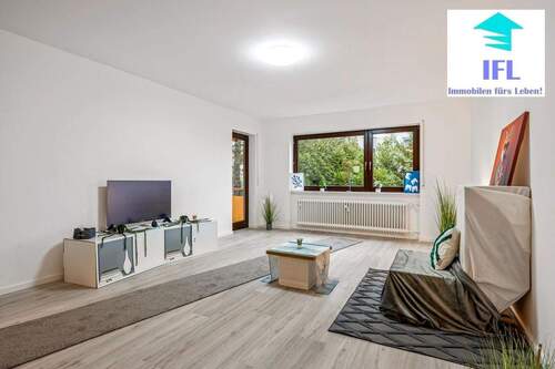 Wohnzimmer - 2 Zimmer Etagenwohnung zum Kaufen in Altrip