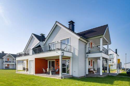 Hausansicht - Erdgeschosswohnung am Hafenbecken im Ostsee-Resort Olpenitz