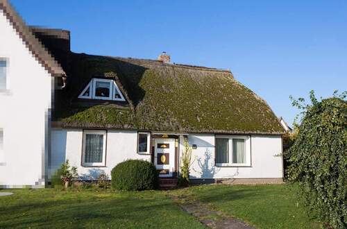 02 - ISA261 - Außen - 6 Zimmer Doppelhaushälfte zum Kaufen in Ostseeheilbad Zingst