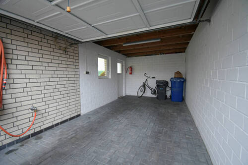 Garage - 