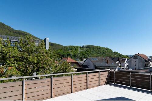 Terrasse - ? Erstbezug nach Sanierung! Traumhafte 4-Zimmer-Wohnung mit großer Terrasse & Top-Ausstattung ?