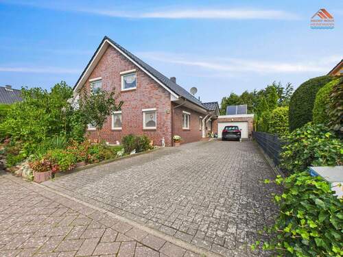 Hausansicht 1 - Grosszügiges Einfamilienhaus vor den Toren von Cuxhaven - Duhnen