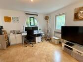 Arbeitsbereich im Wohnzimmer - 