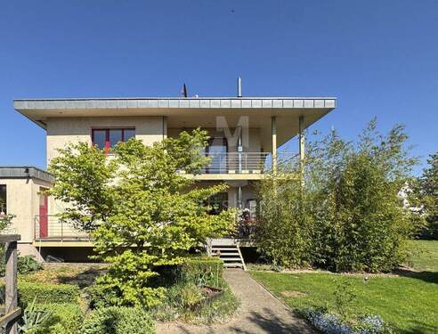 Hausansicht - Einfamilienhaus mit 243,00 m² in Peine zum Kaufen