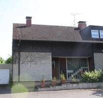 Mit Blick ins Grüne...! Freistehendes Ein- Zweifamilienhaus in Recklinghausen-Speckhorn