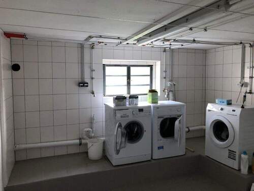 Waschraum-Keller - 