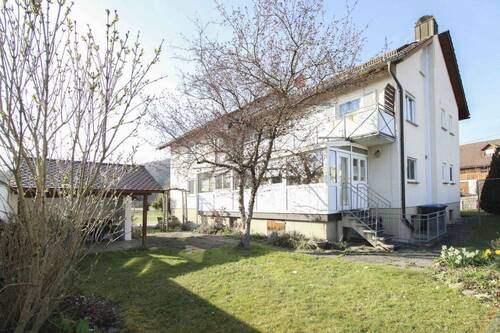 Außen Back 1 - MFH mit 2 Einheiten und Top-Potenzial für Eigennutzer in Tettnang-Laimnau