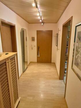Eingangsbereich / Diele - Terrassenwohnung mit 80,00 m&sup2; in Fürth zum Kaufen