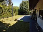 Garten Bild 1 - Freistehendes Haus mit zwei Garagen, voll ausgebautem OG sowie einem großen Hobbyraum im UG. Auch für Großfamilie oder als Generationenhaus nutzbar.
