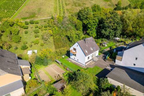 Bild 1 - Naturverbundenes Einfamilienhaus und Gartenidyll