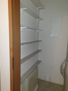 Miniraum links vor dem Bad - 