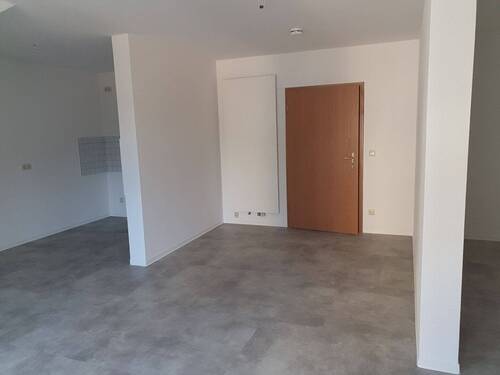 Wohnraum mit Küche und Schlafraum - Etagenwohnung mit 51,00 m² in Oelsnitz zur Miete