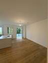 Küche mit Balkonzugang - 4 Zimmer Etagenwohnung in Berlin