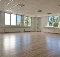 großzügiges Büro in zentraler Lage von Altlandsberg