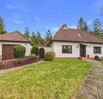 Nostalgie trifft Potenzial: Freistehendes Einfamilienhaus auf großem Naturgrundstück in Neuenkirchen