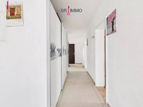 Bild 3 - 4 Zimmer Etagenwohnung in Köln