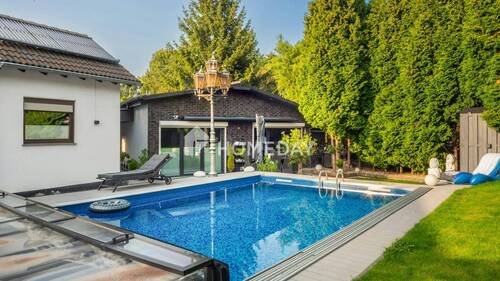 Pool 2 - 