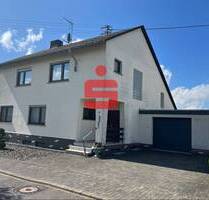 Freistehendes Einfamilienhaus mit Garage - Preist