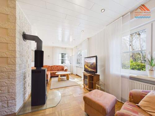 EG - Wohn- & Esszimmer 2 - Etagenwohnung mit 95,00 m&sup2; in Cuxhaven zum Kaufen