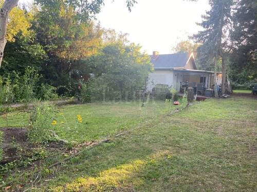 Grundstück - Vorderseite - 