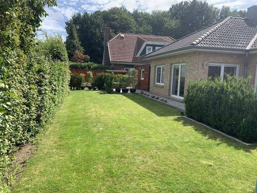 Garten 2 - 5 Zimmer Bungalow in Großenaspe