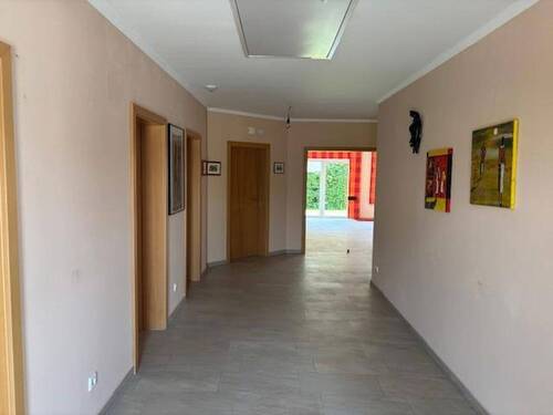 Flur - Bungalow mit 152,00 m² in Großenaspe zum Kaufen