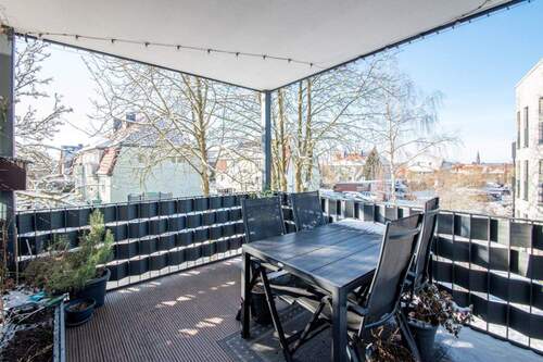 Balkon mit Blick in die Stadt - 3 Zimmer Etagenwohnung in Lüneburg