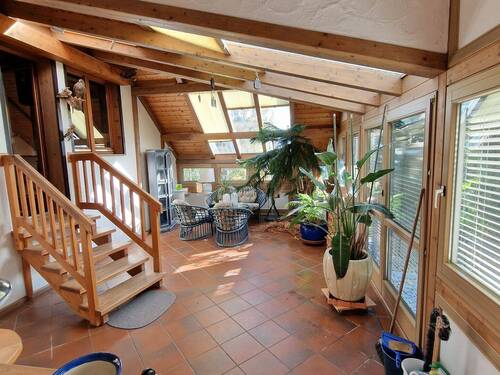 Herrlicher Wintergarten mit Zugang vom Studio - 