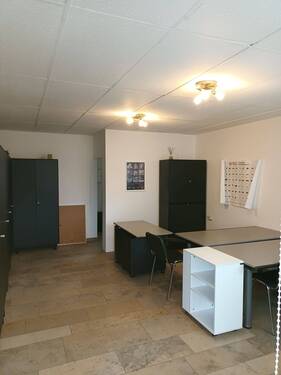 Büro oder Ladenlokal - Büro mit 32,70 m&sup2; in Bad Kreuznach zum Kaufen