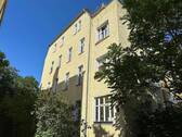 Rückansicht Vorderhaus - Mehrfamilienhaus, Wohnhaus zum Kaufen in Berlin