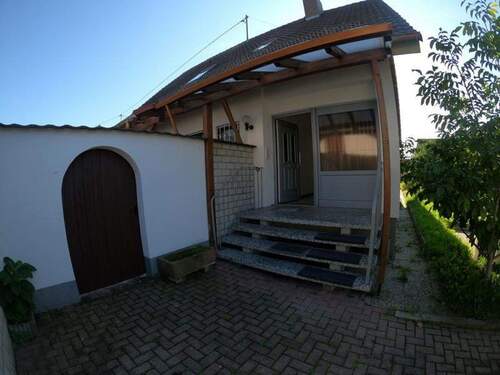 Hauseingang - Zugang Innenhof - 9 Zimmer Mehrfamilienhaus, Wohnhaus zum Kaufen in Endingen