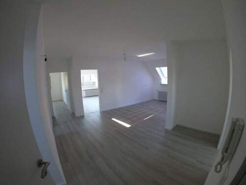 OG Eingang mit Zimmer - 