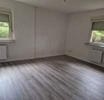 Frisch renovierte 2-Zimmer-Wohnung in ruhiger Lage - Duisburg Beeck