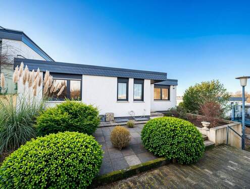 Hausansicht - (KI generiert) - 4 Zimmer Reihenendhaus zum Kaufen in Leimen