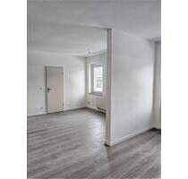 NEU SANIERT! 3R-Wohnung mit Stellplatz 80 m² (EBK) ***Vermieter-Bonus 2 Kaltmieten geschenkt*** - Oederan Lößnitztal