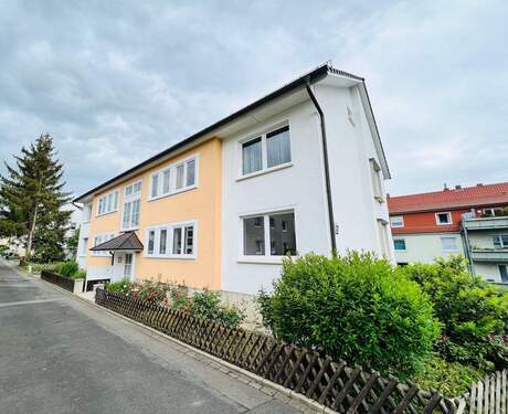 Der Eingangsbereich - 4 Zimmer Etagenwohnung zur Miete in Northeim