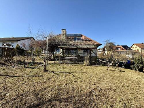 Gartenansicht - Mehrfamilienhaus, Wohnhaus in Ebern