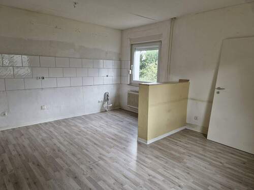 Wohnküche - 2-Zimmer-Erdgeschosswohnung - 360,00 EUR Kaltmiete, ca.  56,60 m² Wohnfläche