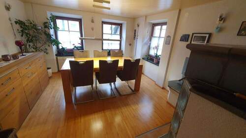 Esszimmer - Großzügige 5-Zimmer-Wohnung mit historischem Charme in Weinsberg-Grantschen - von privat