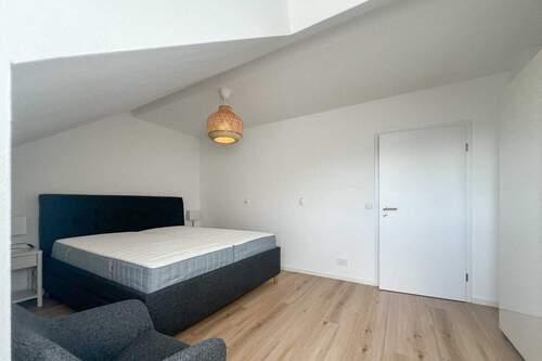 Schlafzimmer - 2 Zimmer Etagenwohnung zum Kaufen in Ismaning