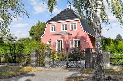 Außenansicht - Gemeinsam leben, Getrennt wohnen - Modernes Zuhause für Generationen