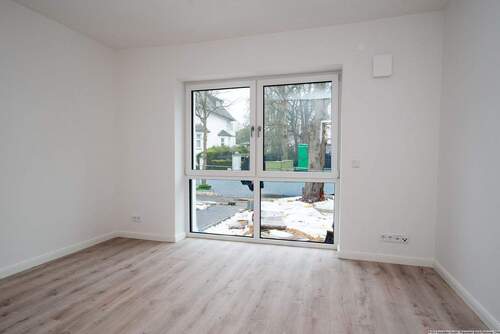 Zimmer1 - 5 Zimmer Etagenwohnung zur Miete in Kiel