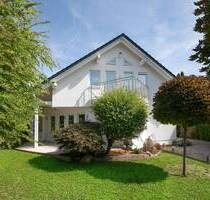 Großzügiges Familiendomizil mit Wintergarten auf hohem energetischem Level - Dietzenbach / Dietzenbach-Steinberg