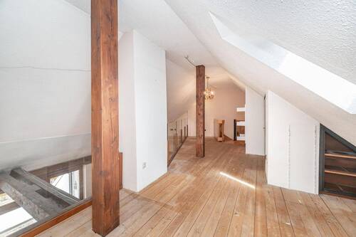 Galerie - 3 Zimmer Etagenwohnung in München