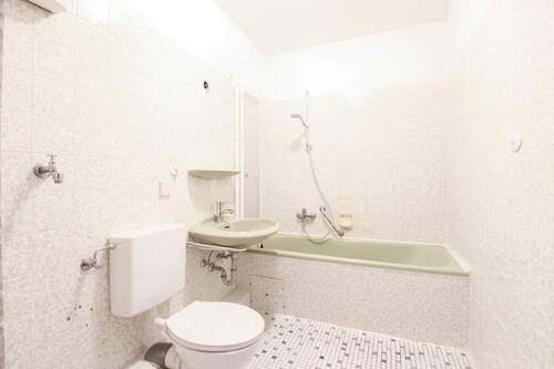 Badezimmer - Etagenwohnung mit 50,40 m² in Braunschweig zum Kaufen