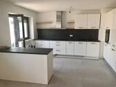 Neue Einbauküche - Doppelhaushälfte mit 197,00 m&sup2; in Schriesheim zur Miete